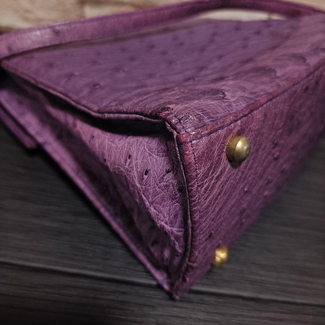 Vintage ENRIQUE LOEWE KNAPPE Purple Ostrich Leather Shoulder Bag Gold Hardware