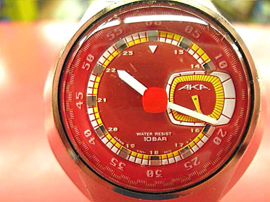 ALBA AKA Quartz Analog Watch Red Dial 10BAR Water Resist Vintage Japan Retro