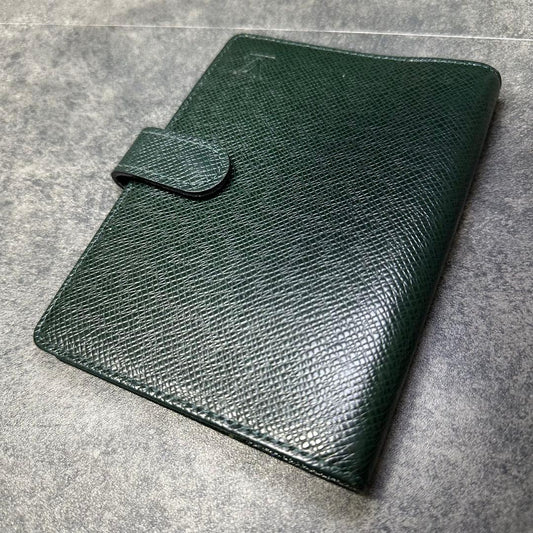 Authentic LOUIS VUITTON Taiga Agenda PM Day Planner Cover Epicea CA0969