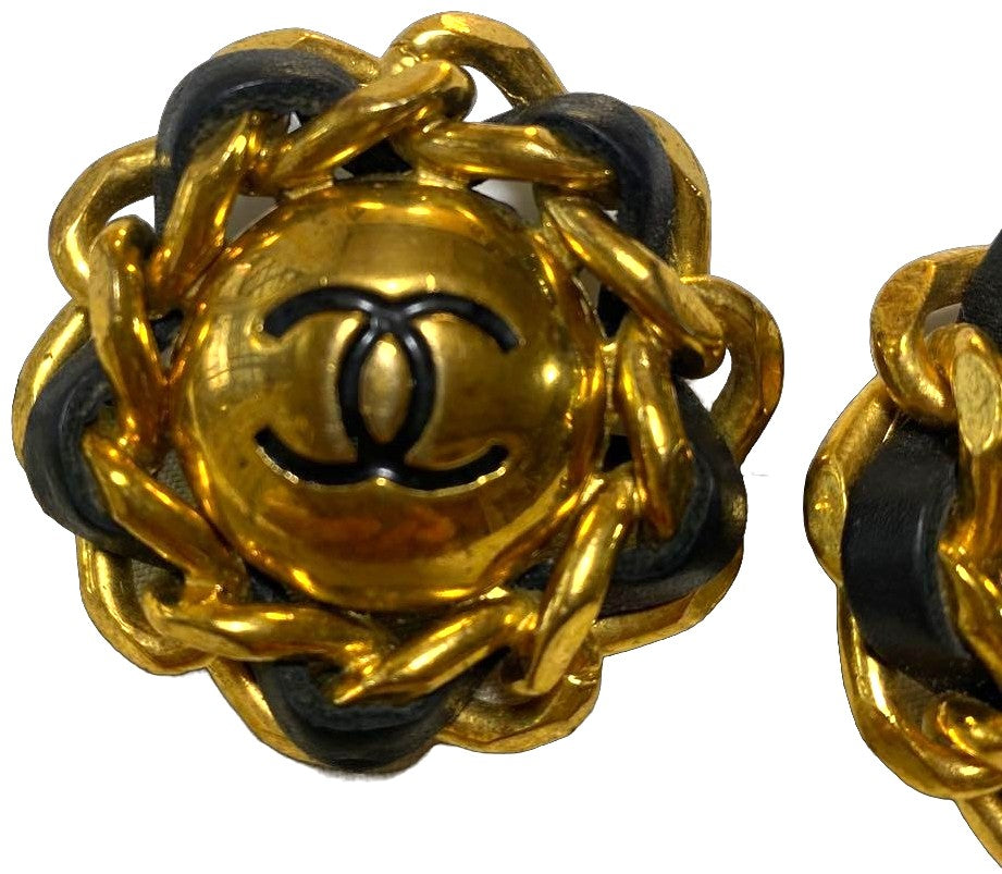 CHANEL CC Logo Chain Leather Clip-On Earrings Gold Black Large 4cm Vintage Used