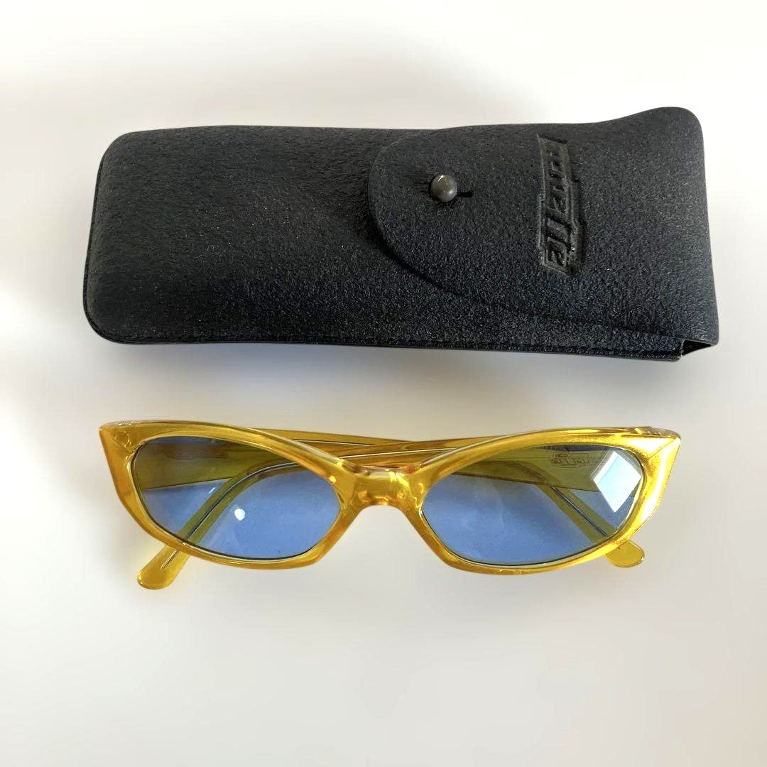 ARNETTE Mantis Vintage Sunglasses Yellow Clear Frame Blue Lens Cat Eye Italy
