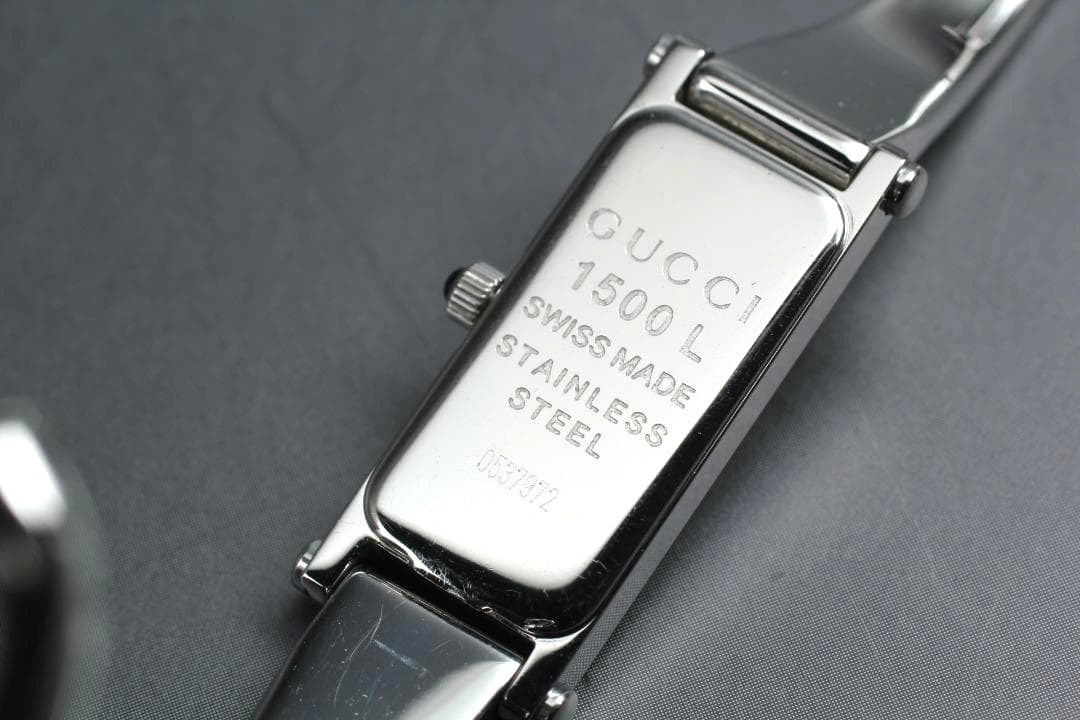 GUCCI 1500L Bangle Watch Black Dial Rectangle Stainless Steel Quartz Swiss Made