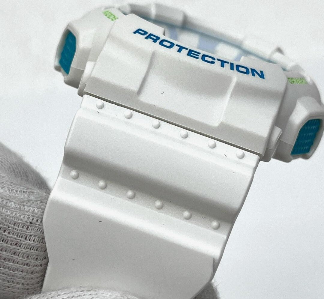 CASIO G-SHOCK GA-110WG-7AJF Mens Analog Digital Watch White Blue Resin 51mm