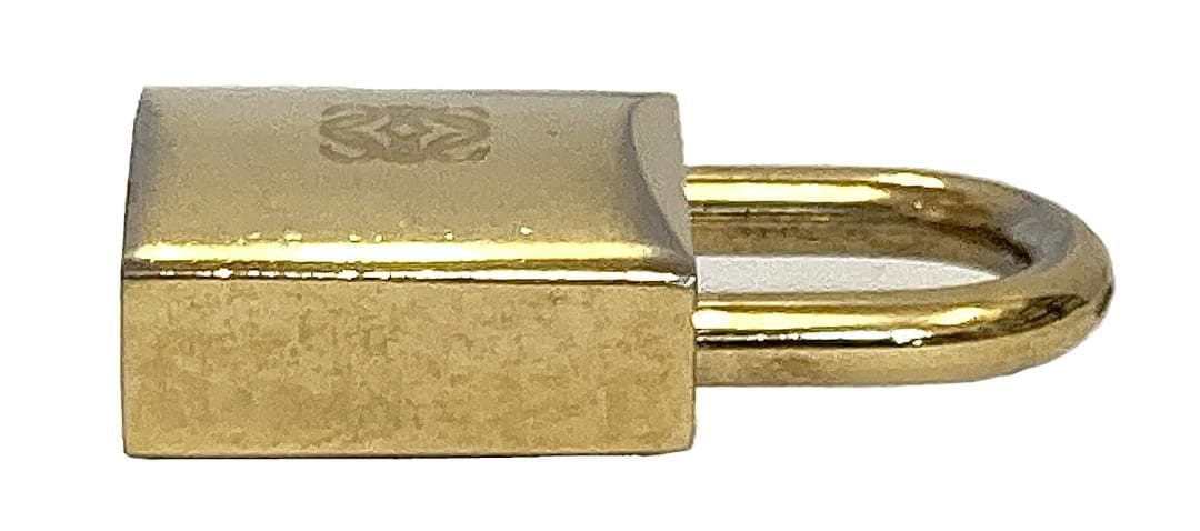 Loewe Cadena Padlock Key Clochette Gold Tone Bag Charm 3.7x2x1 cm 1.5x0.8x0.4"