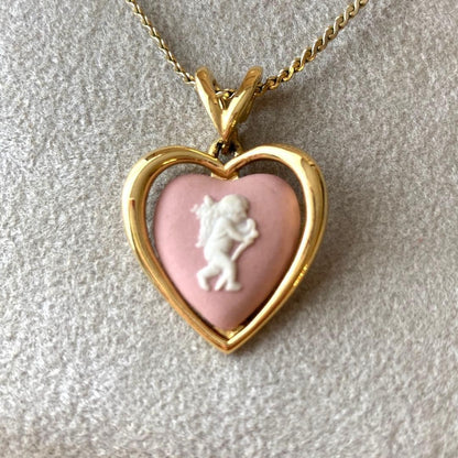 WEDGWOOD Jasperware Heart Pendant Necklace Pink Cupid Angel Gold Tone 45cm 17.7"