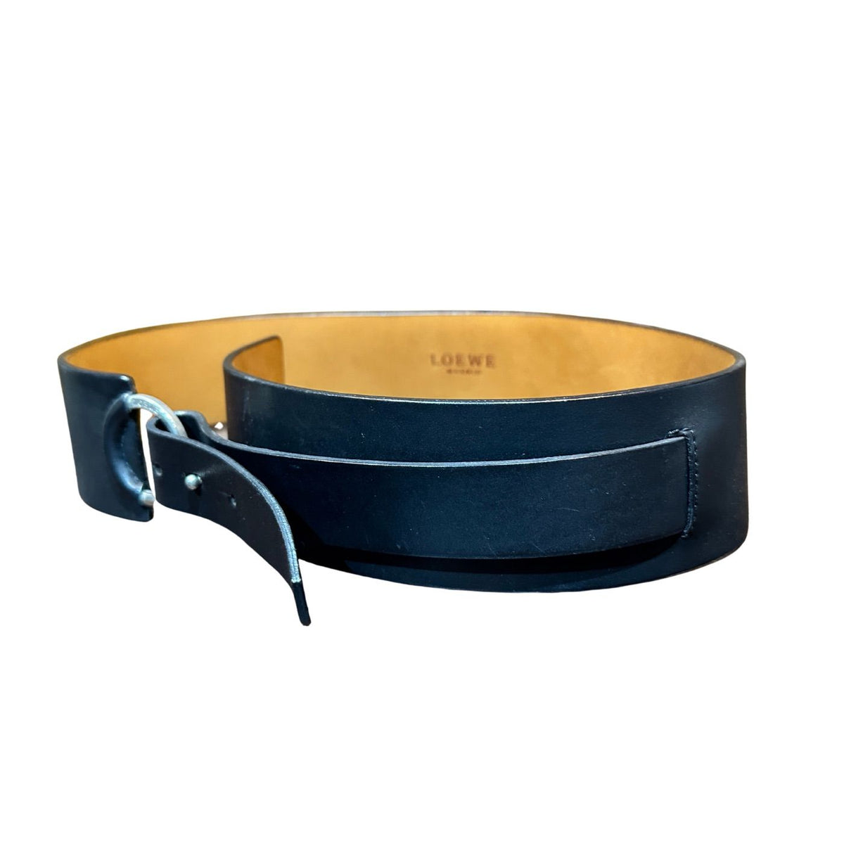 Loewe Black Leather Belt Size 44 / 75 L 83cm 32.7"  W 6cm 2.4"