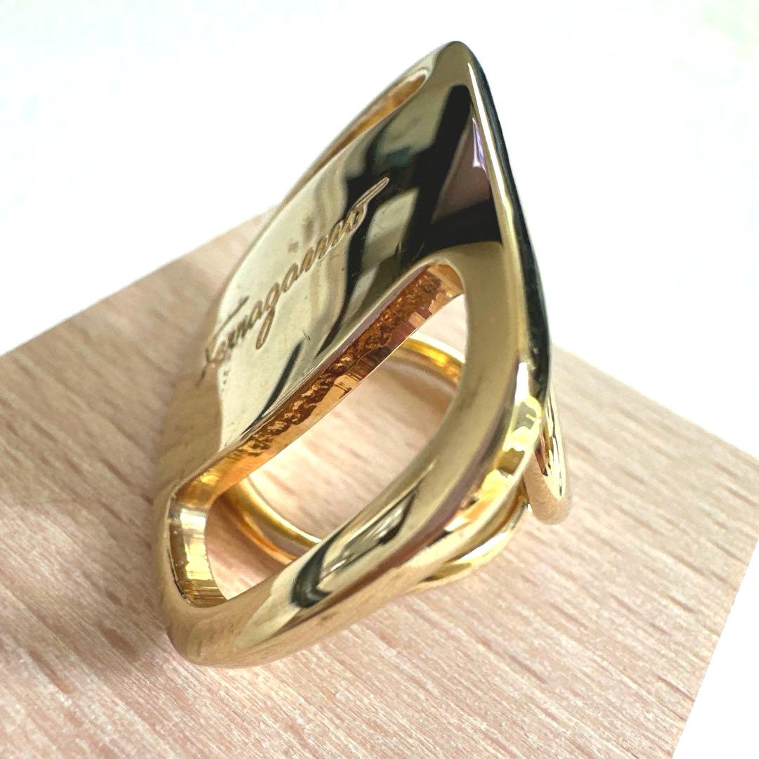 Salvatore Ferragamo Scarf Ring Gold Tone Vara Bow Cutout Women