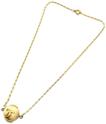 CHANEL CC Logo Ball Pendant Necklace Gold Tone Cream Resin Vintage Authentic