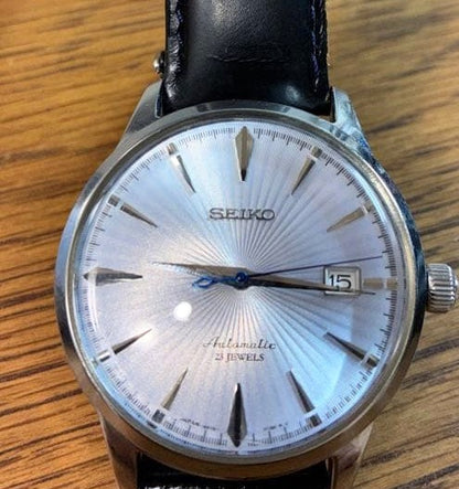 SEIKO Automatic 23 Jewels 6R15-01S0 Watch Silver Sunray Dial Date Leather Band