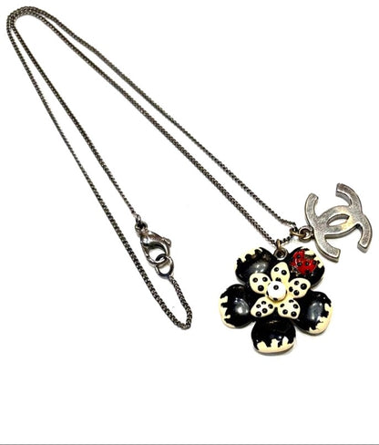 CHANEL CC Logo Camellia Flower Ladybug Dot Pendant Necklace Black Silver Vintage