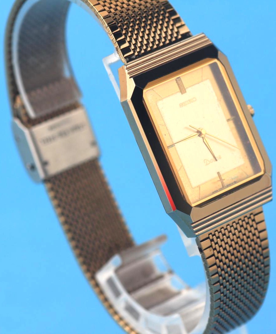 SEIKO Dolce 7741-508A Quartz Rectangle Watch Gold Tone Mesh Band Vintage 36.5mm