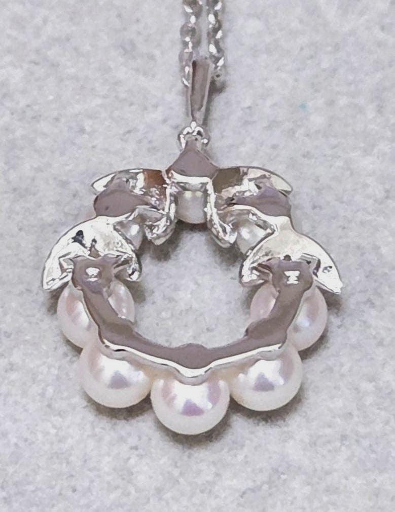 MIKIMOTO Wreath Akoya Pearl 8-Stone Pendant Necklace Silver Chain 40cm(15.7in)