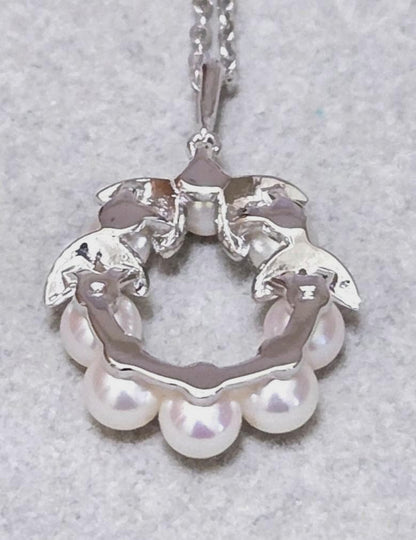 MIKIMOTO Wreath Akoya Pearl 8-Stone Pendant Necklace Silver Chain 40cm(15.7in)