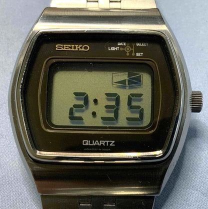SEIKO Quartz 0533-5000 Vintage Digital LCD Watch Stainless Steel 1970s Japan