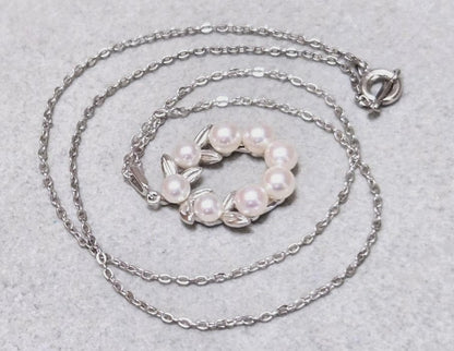 MIKIMOTO Wreath Akoya Pearl 8-Stone Pendant Necklace Silver Chain 40cm(15.7in)