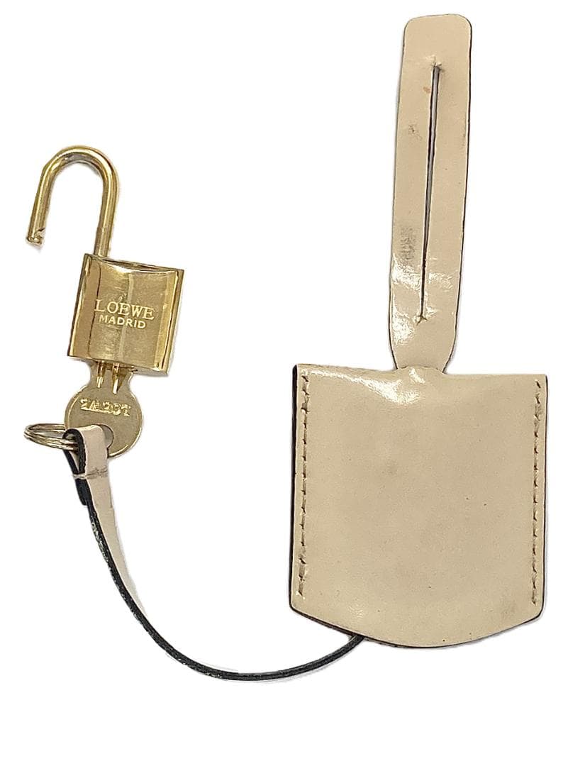 Loewe Cadena Padlock Key Clochette Gold Tone Bag Charm 3.7x2x1 cm 1.5x0.8x0.4"