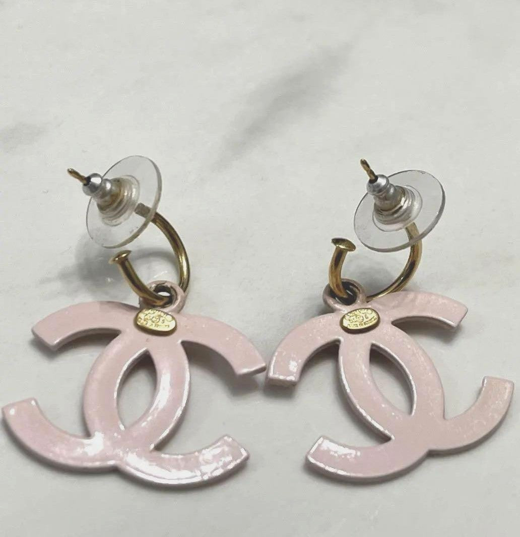 CHANEL CC Logo Swing Drop Earrings Pink Gold Tone Resin 20mm Vintage Auth Used