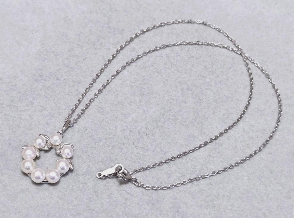 MIKIMOTO Wreath Akoya Pearl 8-Stone Pendant Necklace Silver Chain 40cm(15.7in)