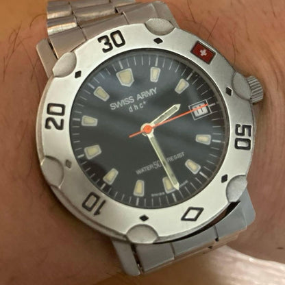 SWISS ARMY dhc+ Diver Watch Mens Quartz Black Dial 38mm Steel Bracelet 50m WR
