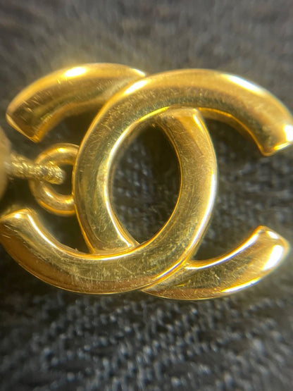 CHANEL CC Turnlock Faux Pearl Necklace Cream Gold Hardware Vintage Authentic