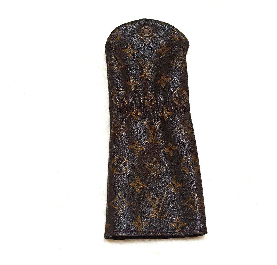 Louis Vuitton Monogram Golf Club Head Cover No.4 Iron Brown Authentic 9.6in