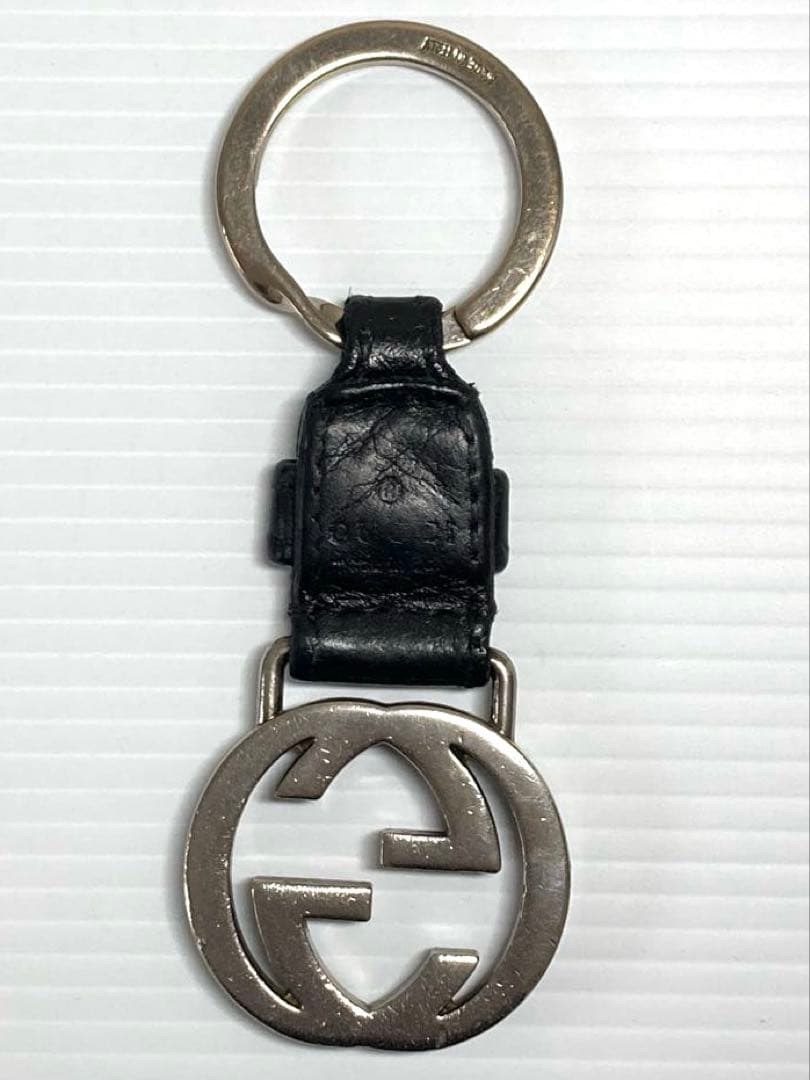 Gucci Auth Interlocking GG Logo Black Leather Keychain Key Ring Silver Used