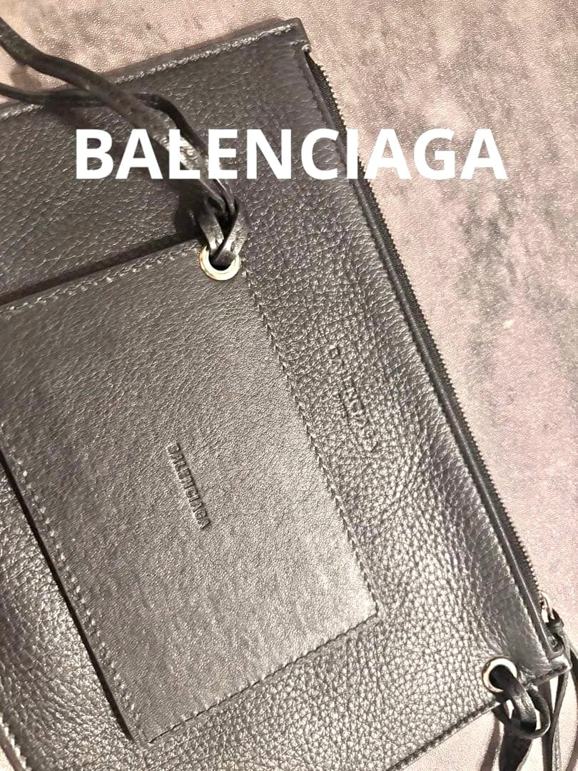 BALENCIAGA Flat Pouch Mirror Set Black Leather Logo Embossed Zip Clutch Bag