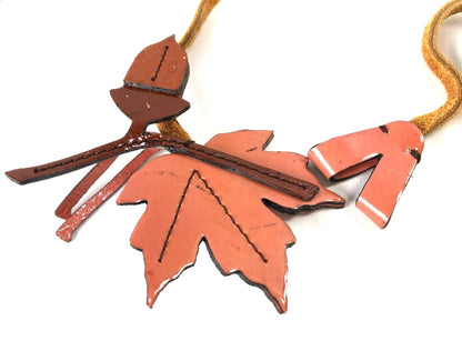PRADA Romantic Forest Leather Lariat Necklace Brown Camel FW2017 Acorn Leaf Used