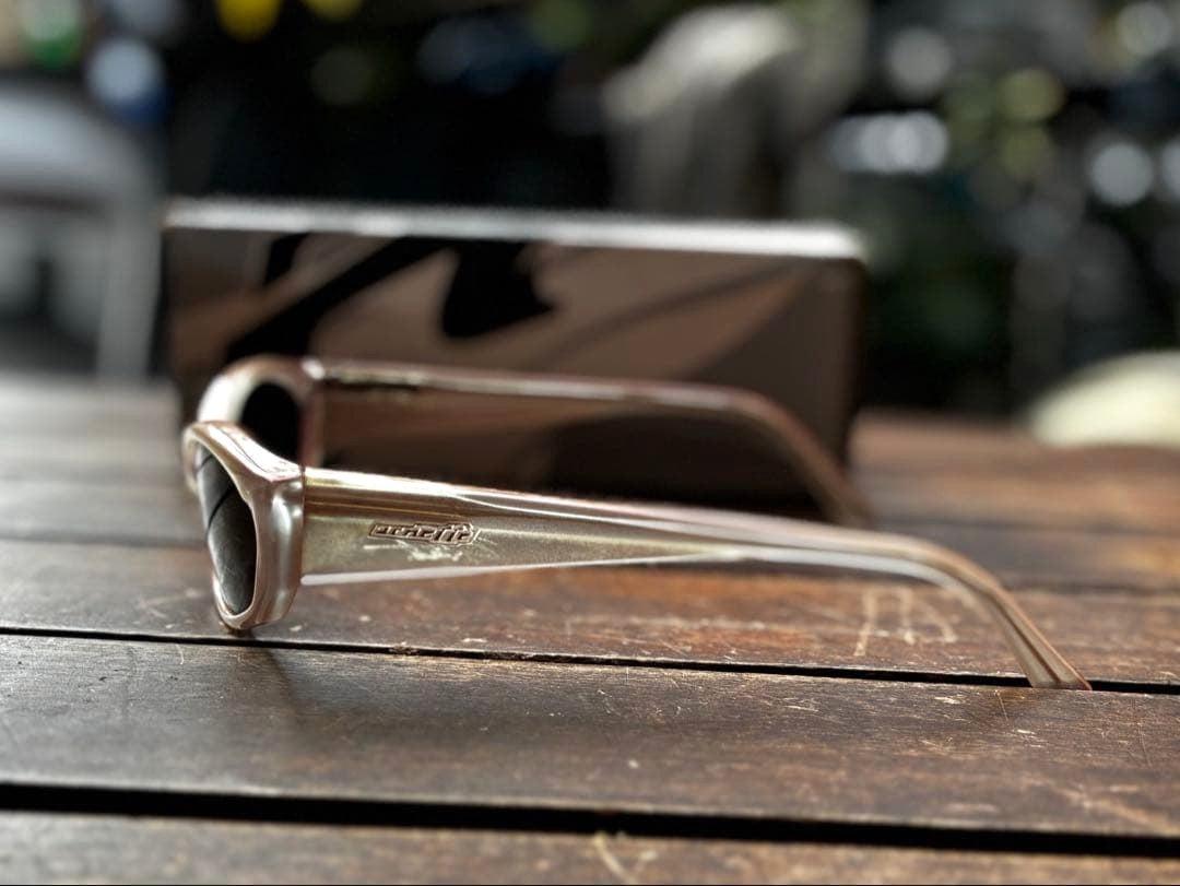 ARNETTE MANTIS Vintage Cat Eye Sunglasses Pink Crystal Frame Gray Lens Italy Y2K