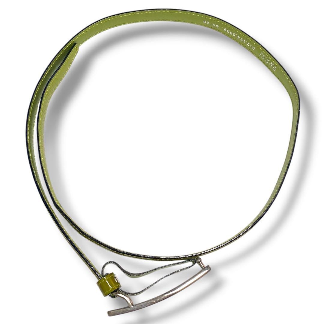 Gucci Silver Tone Logo Buckle Green-toned olive Patent Leather Narrow Belt