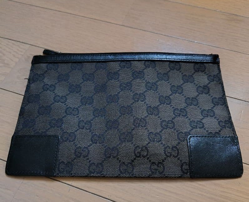 Gucci GG Dark Brown Canvas Leather Pouch 15 x 22.5cm 5.9 x 8.9 in