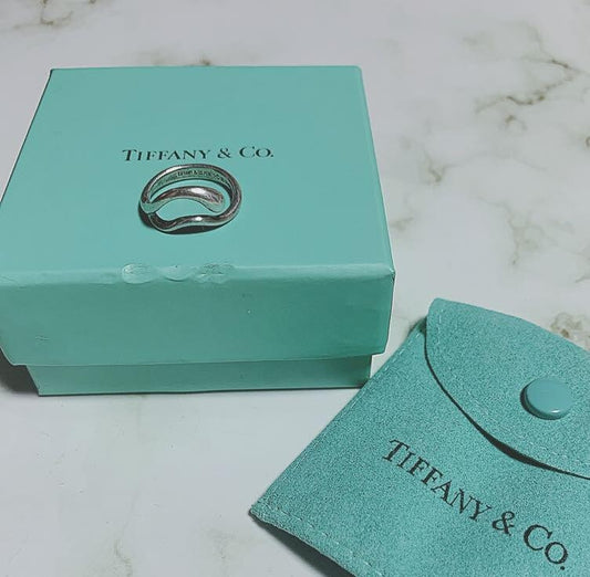 Tiffany & Co. Elsa Peretti Sterling Silver 925 Teardrop Ring Size  47 US 4