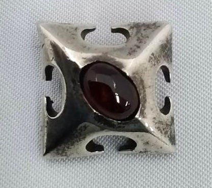 A&G Silver 925 Pendant Top Cross Gothic Garnet Red Cabochon Stone Used 2cm 0.7"