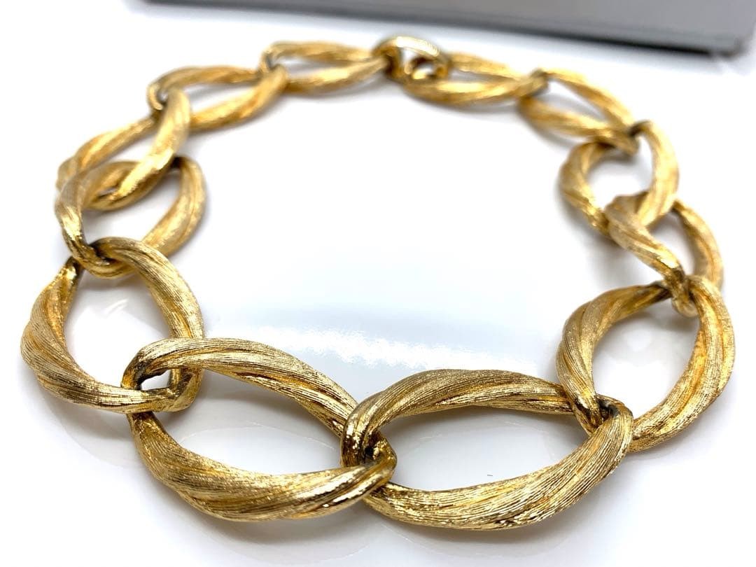 Vintage 1973s Christian Dior Large Oval Link Gold Tone Necklace Choker With Box