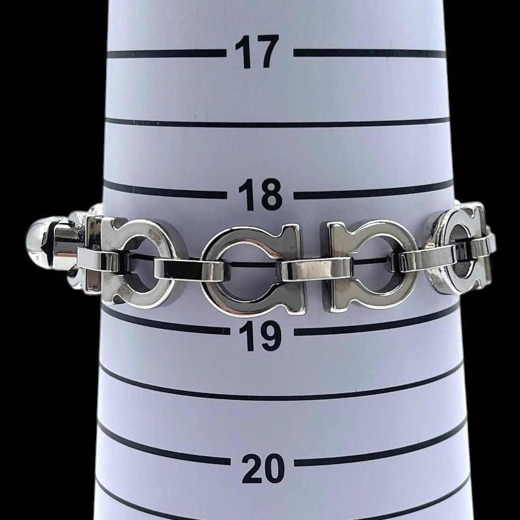 Salvatore Ferragamo Silver Tone Metal Gancini Chain Bracelet L 18.5cm 7.3in