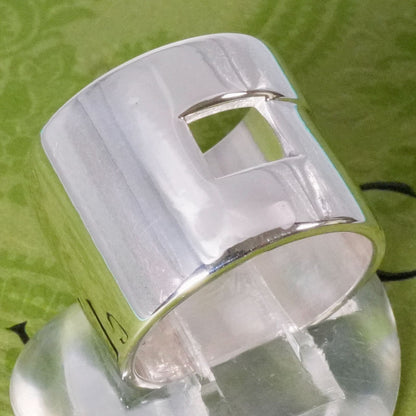 Excellent Gucci Silver 925 Cut Out Modernist Wide Band Ring Size 54.5 US 7
