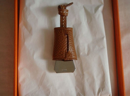 Hermes Authentic Brown Leather Bag Charm Strap Key Ring Grigri Clochette Used