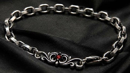 DEAL DESIGN 925 Sterling Silver Chain Bracelet Red Stone Scrollwork Used Japan