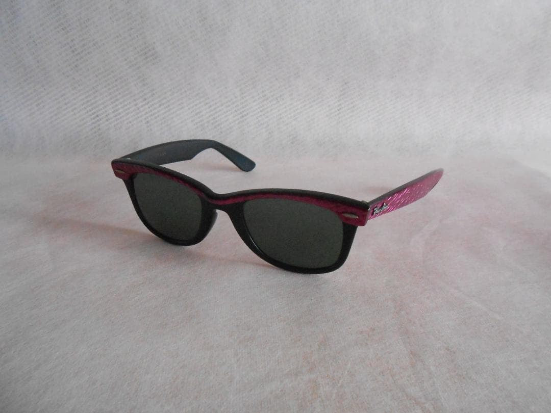 Ray Ban Vintage Wayfarer Sunglasses BL USA Pink Frame Black Lens 80s 90s Used