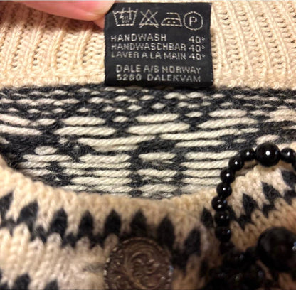 DALE OF NORWAY Vintage Nordic Wool Cardigan Sweater Silver Button Women L