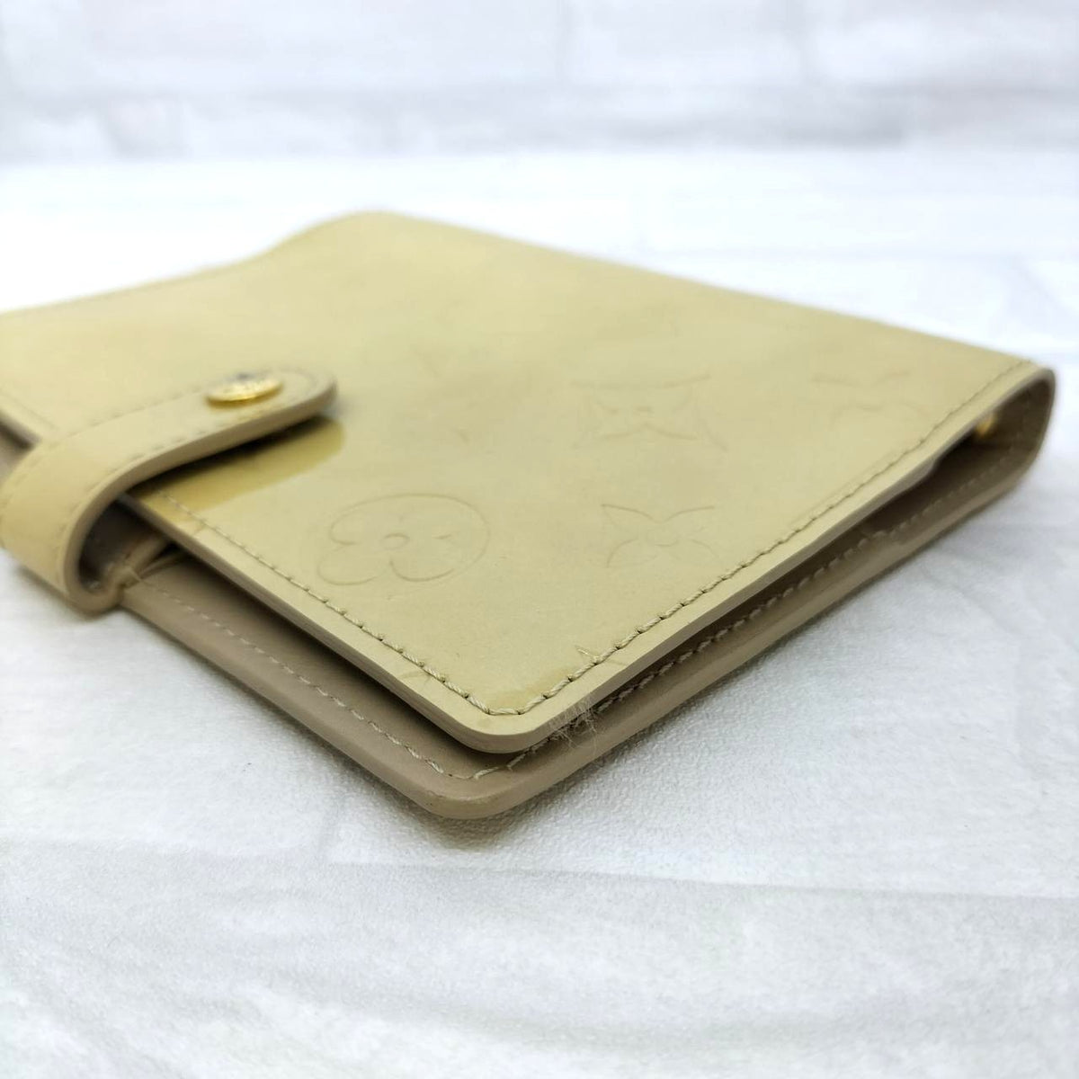 Louis Vuitton Vernis Agenda Cover Notebook Holder Yellow Patent Leather Gold