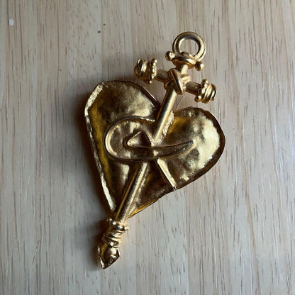Christian Lacroix Gold Brooch Pendant Top Designer Fashion Jewelry Accessory