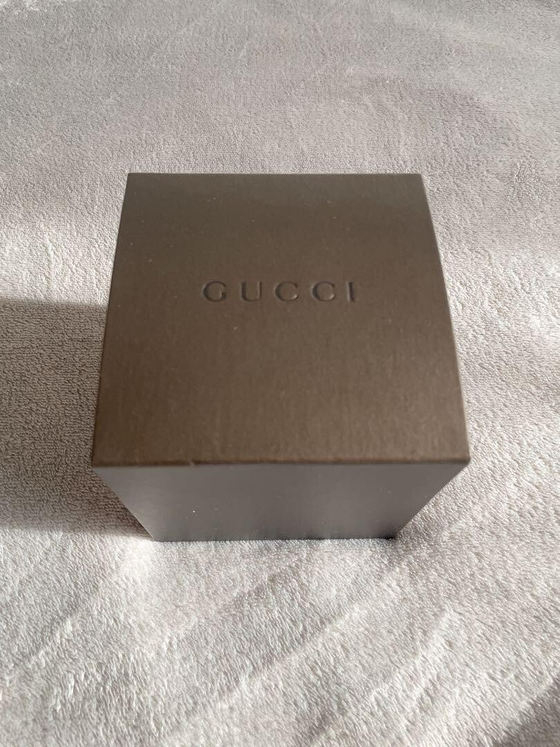 GUCCI 1400L Women's Watch Stainless Steel Black Dial Swiss Made Quartz Used Auth