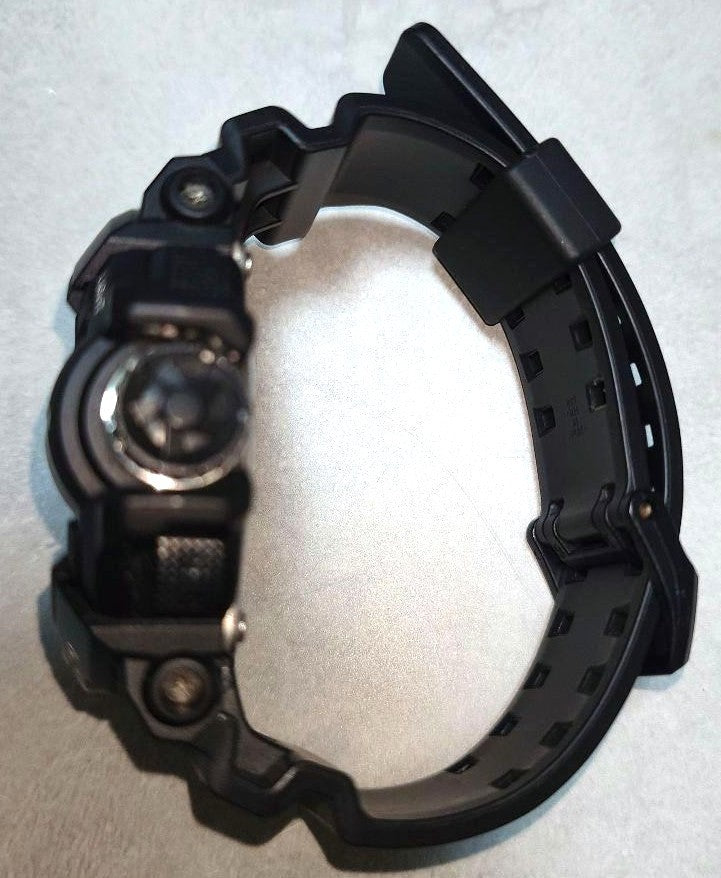 CASIO G-SHOCK GA-400GB Men Analog Digital Watch Black Resin Band Working Used