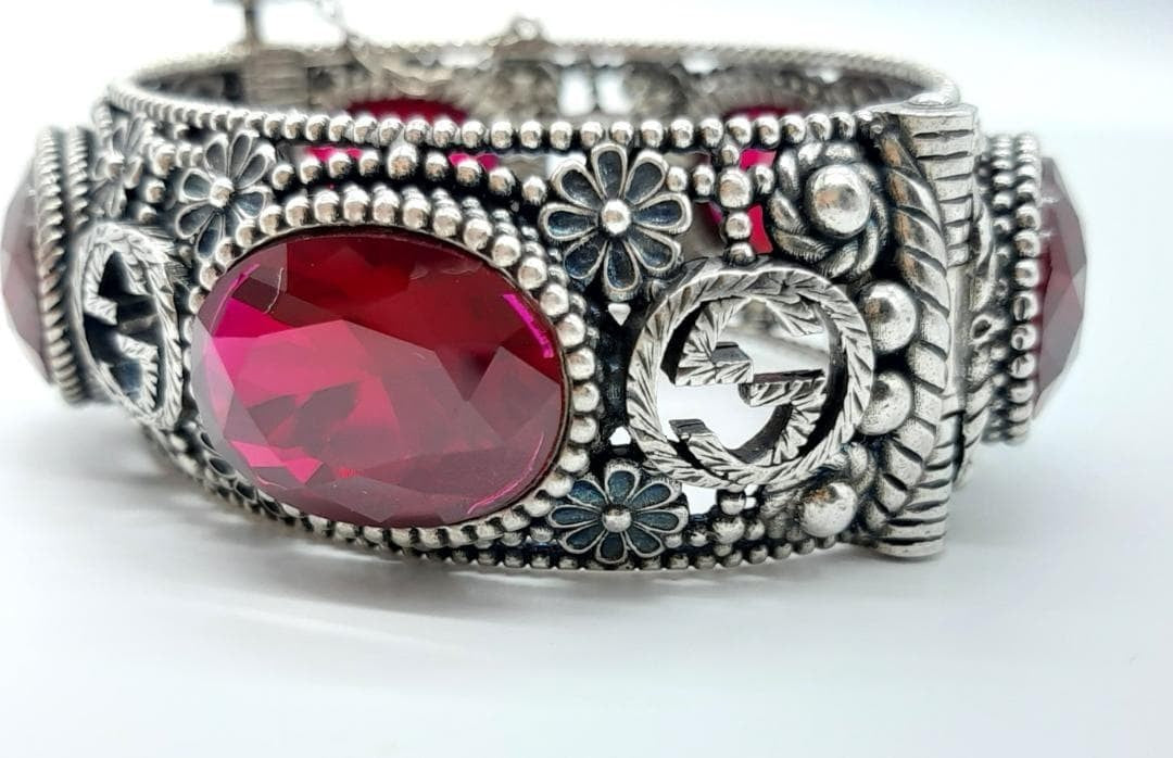 Gucci Sterling Silver 925 Interlocking GG Logo Red Gemstone Cat Head Bracelet