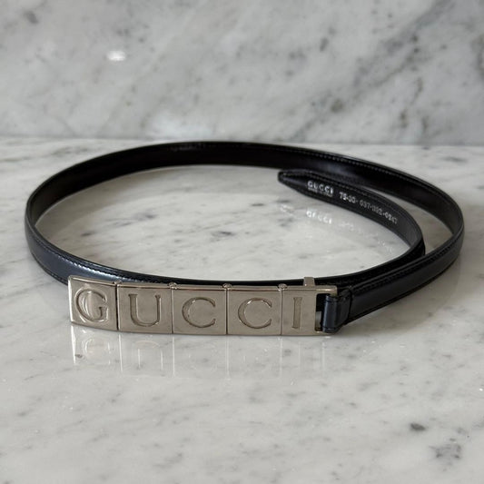 Gucci Navy Leather Logo Buckle Narrow Belt Women Size 75/30