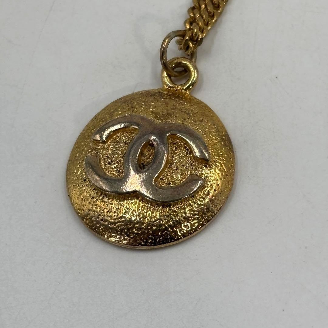 CHANEL Coco Mark Pendant Necklace Gold Tone Vintage Jewelry Round Medallion