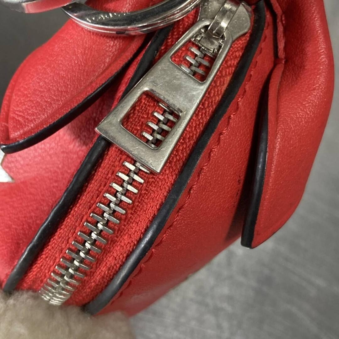 LOEWE Red Leather Rabbit Bunny Star Charm Key Ring Holder Coin Case Authentic