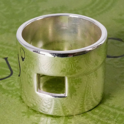 Excellent Gucci Silver 925 Cut Out Modernist Wide Band Ring Size 54.5 US 7