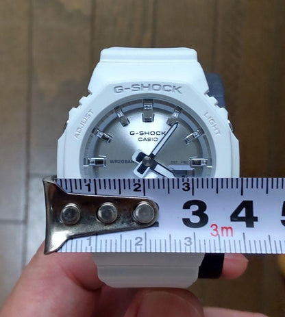 CASIO G-SHOCK GMA-P2100VA-7AJF Quarz Analog Digital Watch White Resin Mid Size